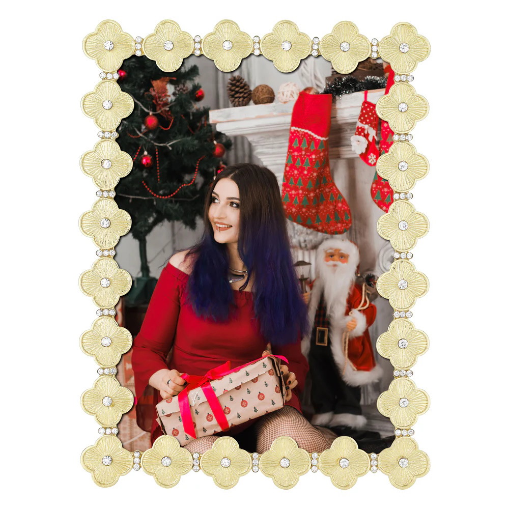 Picture of Olivia Riegel Clover 4'' x 6'' Frame - Gold