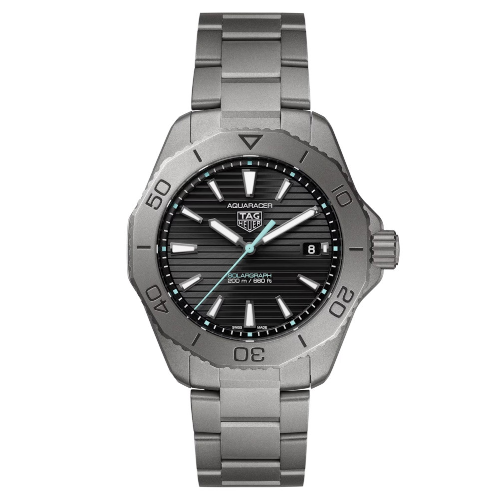 Picture of TAG Heuer Aquaracer Solargraph Titanium Watch with Black Dial