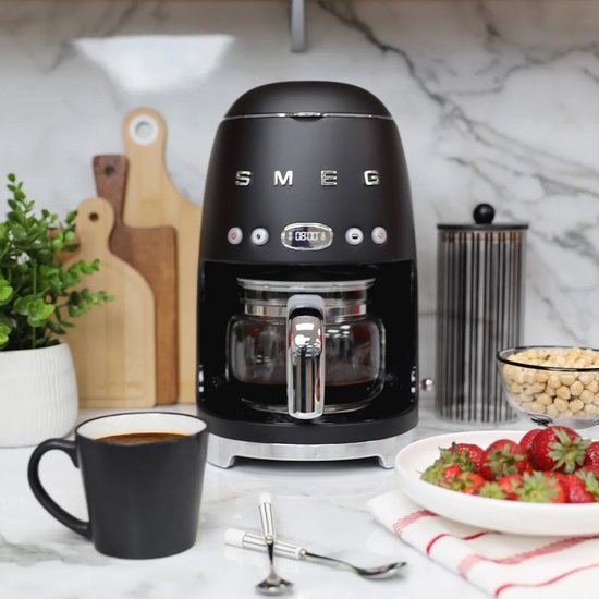 Picture of SMEG Drip Filter Coffee Machine - Matte Black