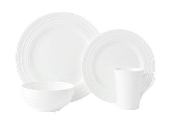 Picture of Mikasa Ciara 16-Piece Bone China Dinnerware Set