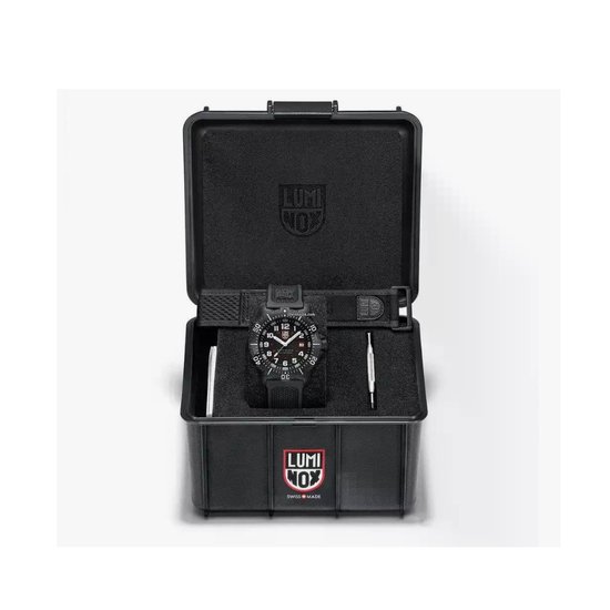 Picture of Luminox Navy SEAL Steel Case Set - Rubber & Velcro Straps
