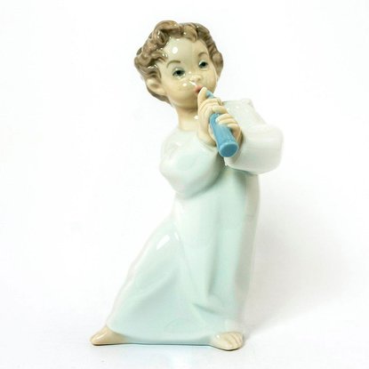 Picture of Lladro Angel with Flute Figurine