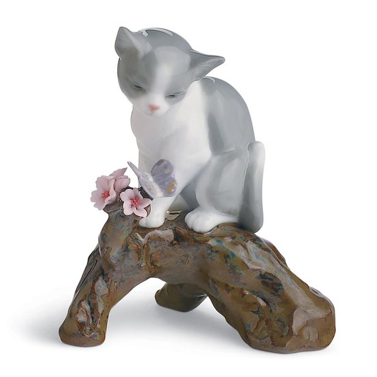 Picture of Lladro "Blossoms For The Kitten" Figurine