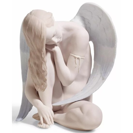 Picture of Lladro Wonderful Angel Figurine