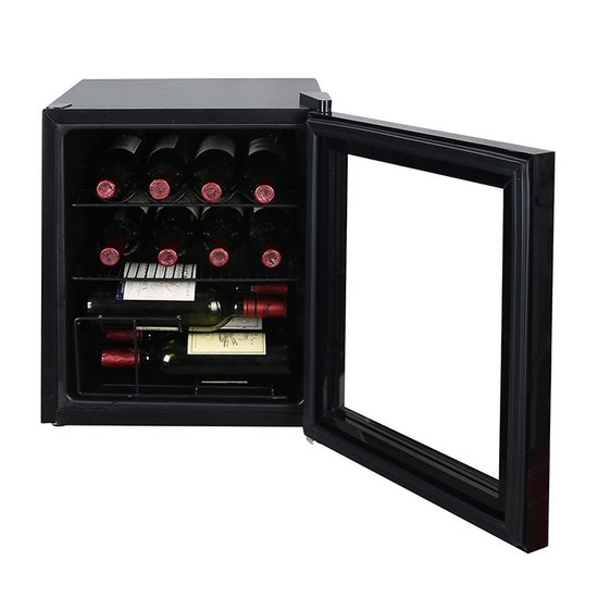 Picture of Avanti 1.6 Cu. Ft. Wine/Beverage Cooler - Black