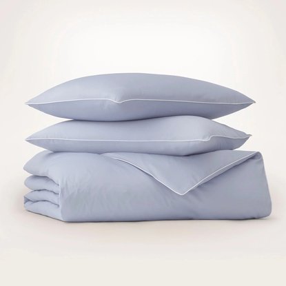 Picture of Boll & Branch Signature Piped Edge Duvet Set- Hyd/Wht, Full/Qn