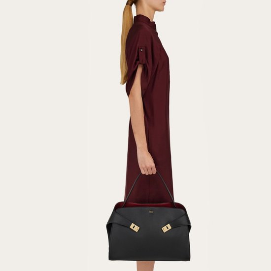 Picture of Ferragamo Large Hug Shoulder Bag - Black