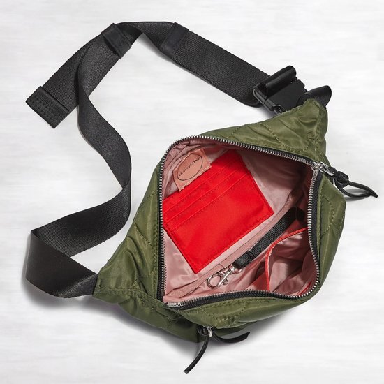Picture of shortyLOVE Franny Quilted Belt Bag - Sage